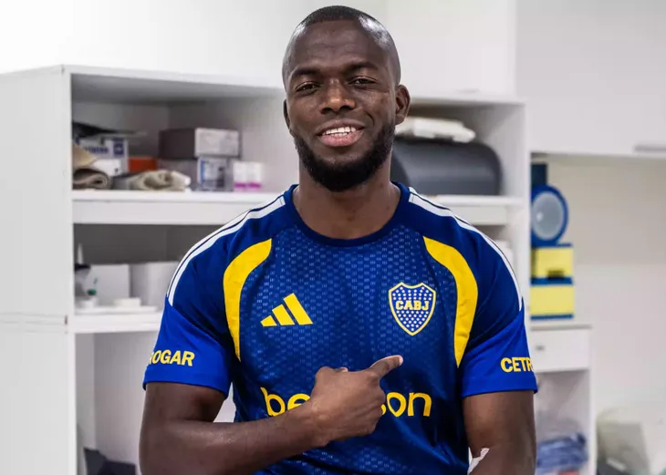 Valencia entró a los 11 minutos del segundo tiempo en reemplazo de Miguel Merentiel, en medio de un partido ya controlado por Boca. Desde su ingreso, se lo vio participativo pero aún en proceso de adaptación al ritmo del equipo. Valencia entró a los 11 minutos del segundo tiempo en reemplazo de Miguel Merentiel, en medio de un partido ya controlado por Boca. Desde su ingreso, se lo vio participativo pero aún en proceso de adaptación al ritmo del equipo.