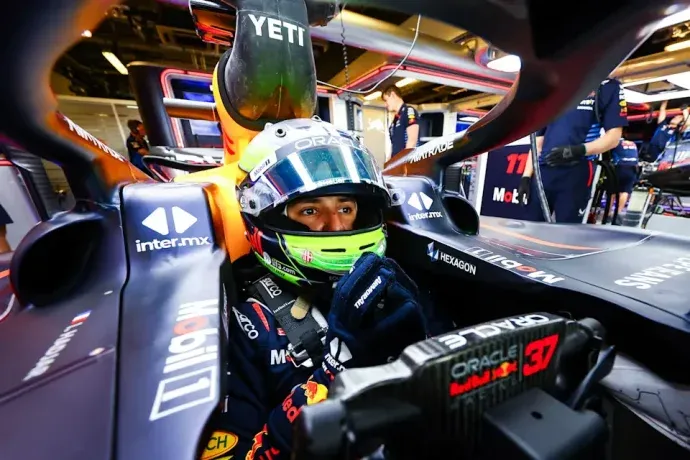 La decisión fue comunicada oficialmente este miércoles, en la previa de la carrera en Zandvoort, donde el piloto franco-argelino iba a disputar una nueva presentación dentro de la temporada 2026.