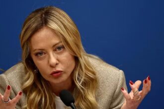 Giorgia Meloni avanza con una polémica reforma electoral en Italia y la oposición intenta frenarla