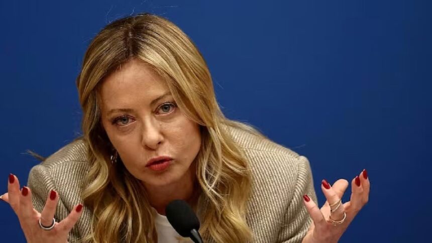 Giorgia Meloni avanza con una polémica reforma electoral en Italia y la oposición intenta frenarla