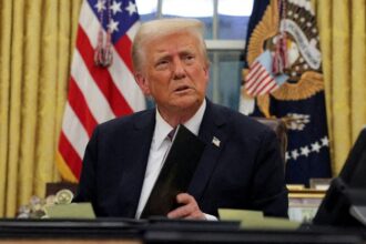 Donald Trump contra CNN: otras cadenas frenan su cobertura en respaldo al canal