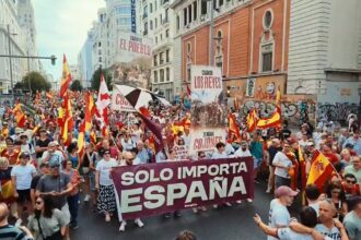 Doble jornada de protestas en Madrid: una marcha contra Pedro Sánchez y otra por el derecho a la vivienda