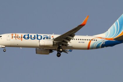 Pánico en pleno vuelo: una violenta pelea entre pilotos obligó a desviar un avión rumbo a Israel