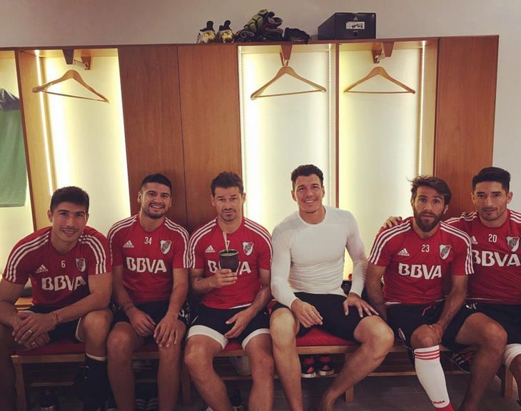 Morán Correa fue una cara frecuente en el plantel de primera, aunque solo disputó un partido oficial con River.