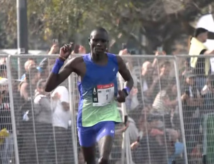 La Maratón de Buenos Aires quedó en manos de un atleta keniata.