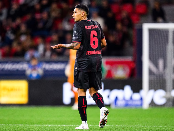 Equi Fernández, Santiago Simón y Valentín Gómez son los tres convocados que juegan en el exterior.