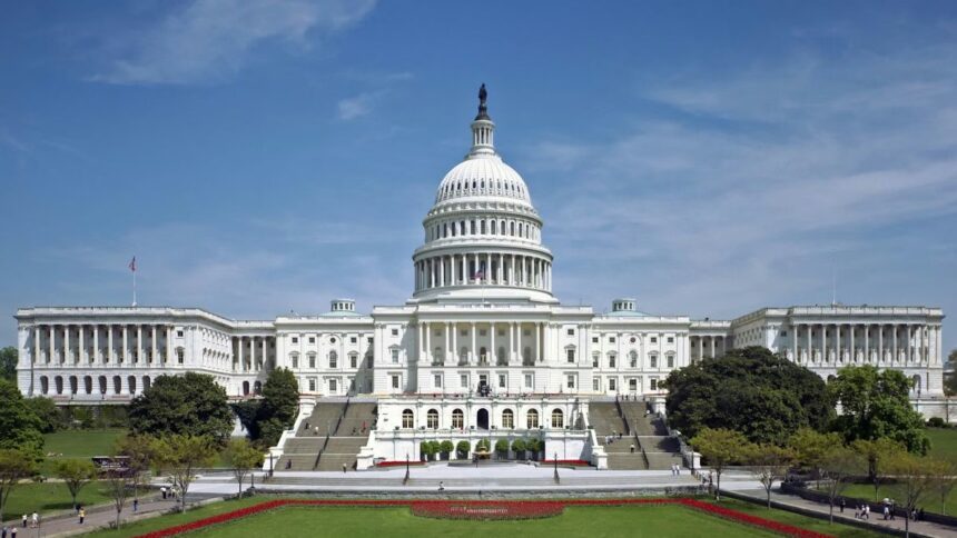 Donald Trump podría perder el Congreso: un pronóstico da ventaja a los demócratas
