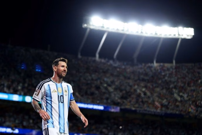 El capitán se despide ante su público de la Selección argentina.